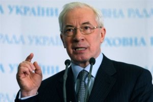 Премьер-министр Украины считает, что оппозиционеры переступили черту