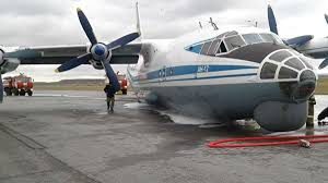 В  Екатеринбурге Ан-12 совершил аварийную посадку