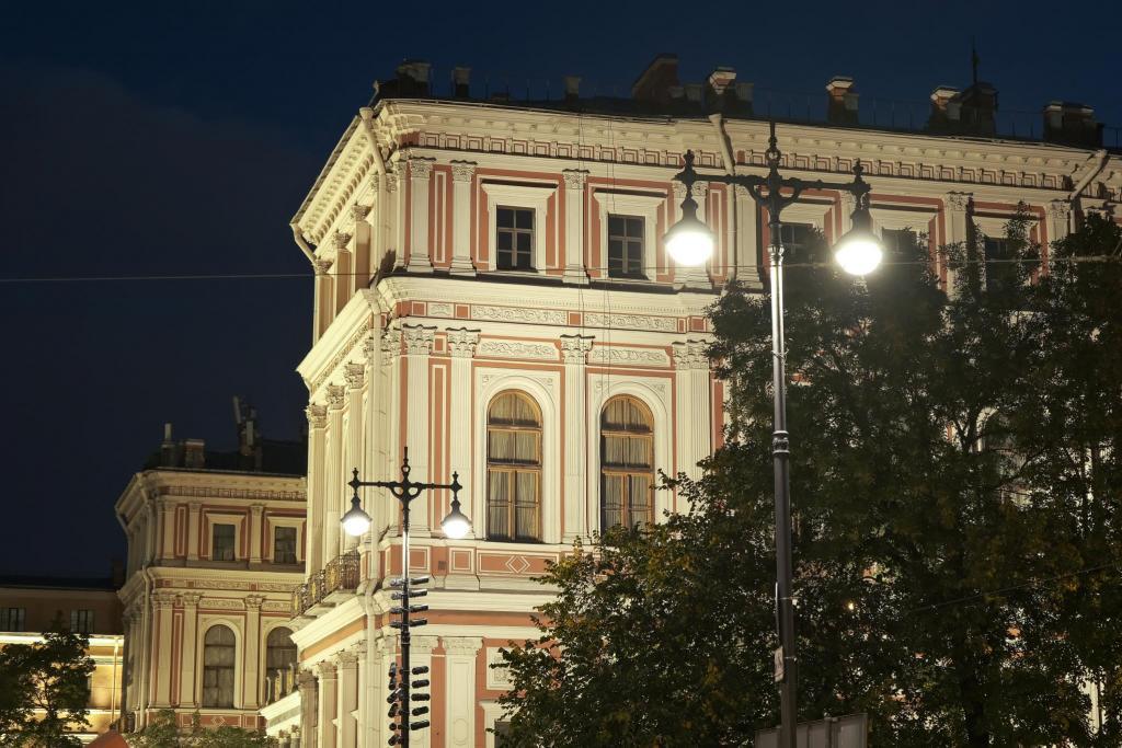 Николаевский дворец получил новую художественную подсветку