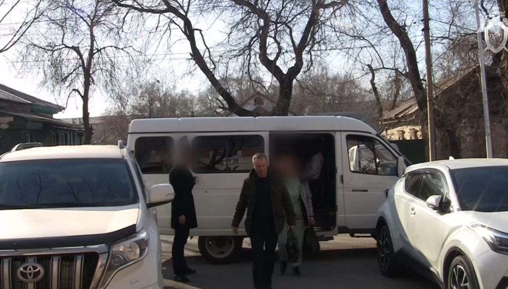 В Амурской области задержали двух сотрудников Ростехнадзора по подозрению в халатности
